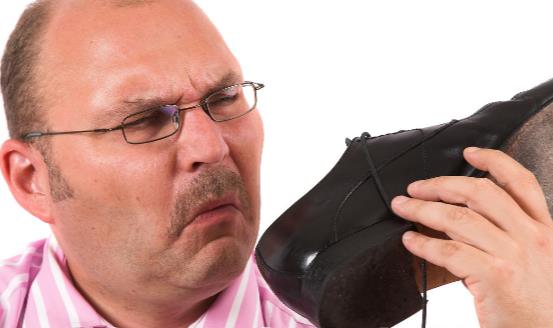 脚臭有时令人很尴尬 有效除脚臭的十二个小窍门分享-八凡集