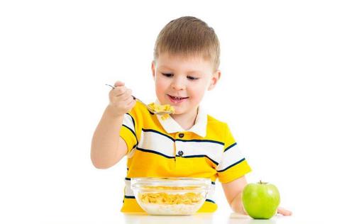 给宝宝补充营养别踩这些误区-八凡集