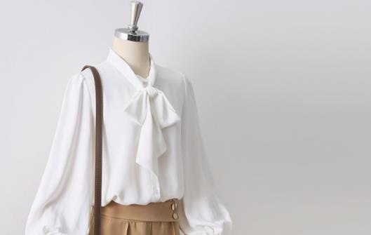 衬衣蝴蝶结怎么打 衬衣下摆蝴蝶结如何系-八凡集