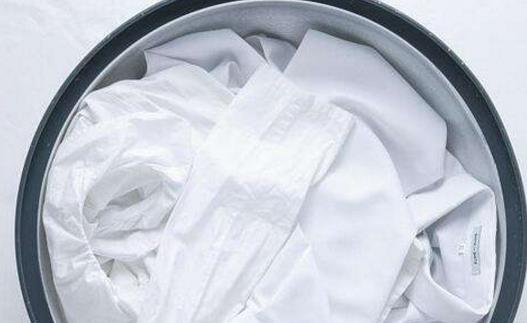 白色衣服发黄的清洗方法 防止白色衣服变黄的窍门-八凡集