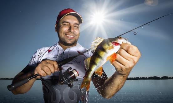 野外钓鱼防风小窍门 春季钓鱼有诀窍-八凡集