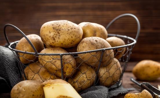 产妇坐月子能吃土豆吗 适合月子期间的土豆食谱-八凡集