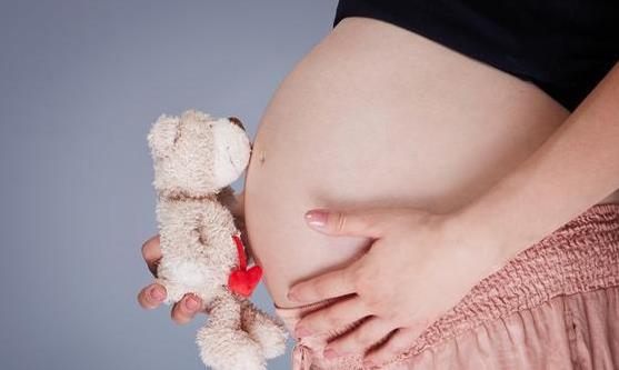 孕期最容易发胖的阶段  避免孕妇肥胖随时监控体重-八凡集