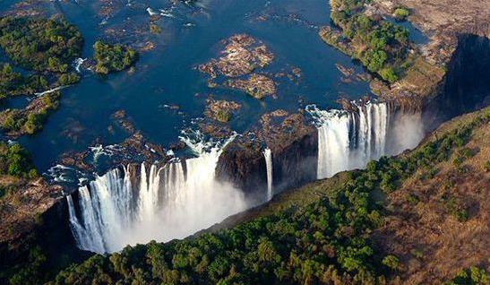 世界上最壮观漂亮的瀑布 来领略大自然的鬼斧神工-八凡集