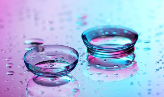 久戴隐形眼镜的危害 三种情况不要戴隐形眼镜-八凡集