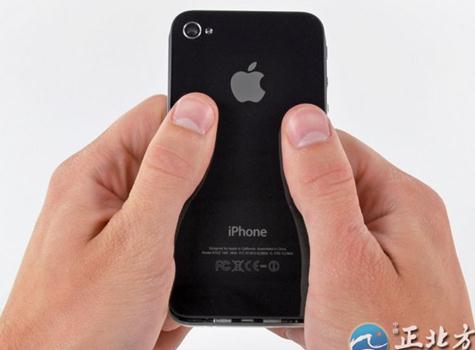 “苹果后盖门”引热议,售后政策存在地域差别-八凡集