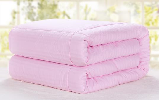 蚕丝被应该如何保养-八凡集