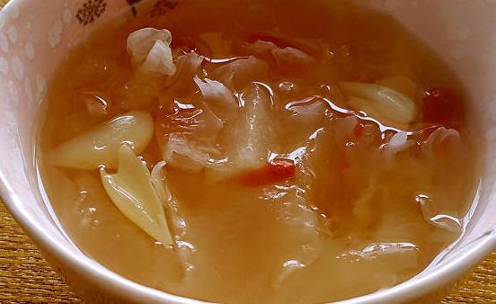 推荐八款食疗菜谱 让孕期感冒轻松恢复-八凡集