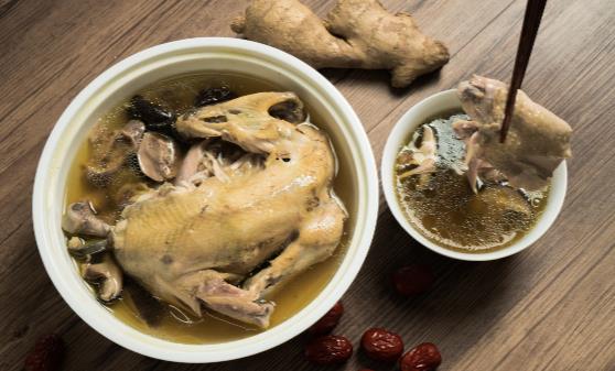 新妈妈产后快速恢复的食疗方 产后怎么调养更科学-八凡集