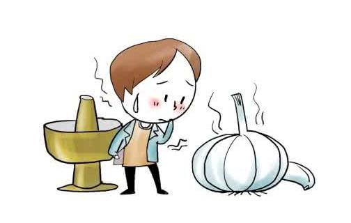 如何去除衣服上的火锅味-八凡集