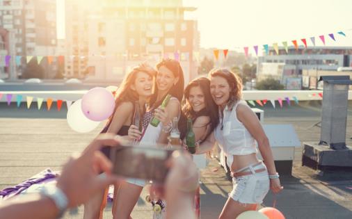 同样是手机拍照总是别人拍的更好看 手机也能出大片-八凡集