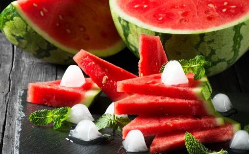 为啥孕期会水肿?专家建议:平常做到这3点,帮你缓解孕期水肿