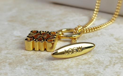 铜项链会不会掉色 铜项链发黑怎么清洗-八凡集