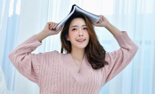 毛衣巧处理再穿不会痒 毛衣的日常护理法则-八凡集