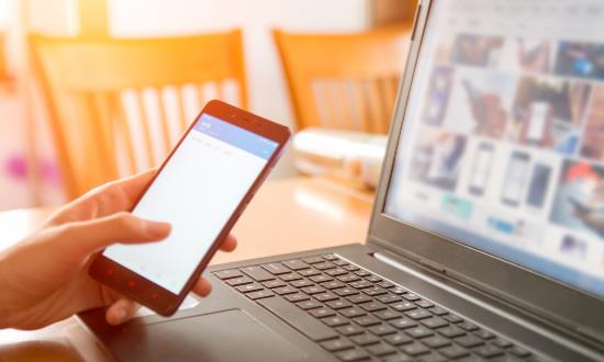 让你的手机省电的13个小妙招 手机电池保养有妙招-八凡集