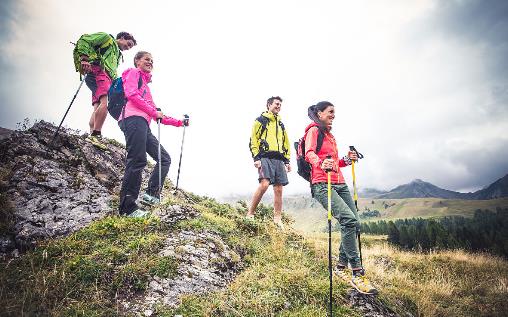 出门旅游注意这些才能保健康!-八凡集