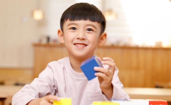 小儿营养不良带来各种并发症 宝宝营养不良的预防和治疗-八凡集