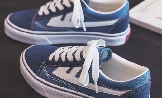 新鞋子的甲醛味怎么处理 新鞋子后跟磨脚有什么小妙招-八凡集