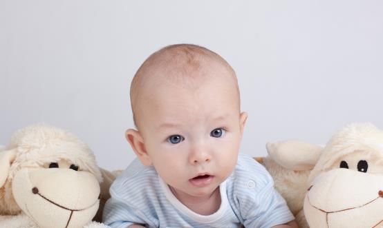 春季宝宝应谨防四种传染病 宝宝患上传染病有哪些征兆-八凡集