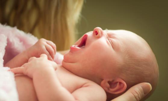 吃什么对孩子视力好 检测新生儿视力的方法推荐-八凡集