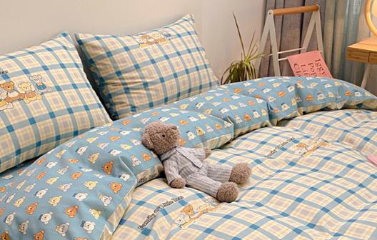 7x7的被子用多大四件套 被子买大了有什么办法-八凡集