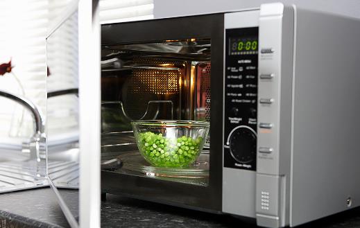 微波炉不只用来加热食物 微波炉的小妙用-八凡集