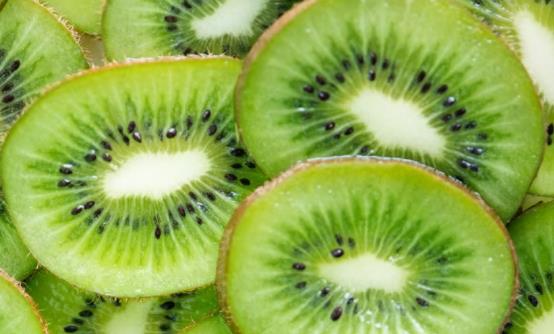 猕猴桃的美味吃法 猕猴桃去皮小窍门-八凡集