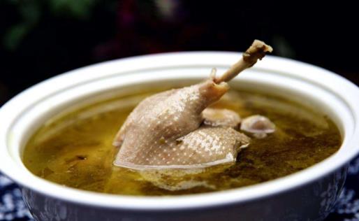 泡菜鸭子汤 在炎炎夏日喝一口回味无穷-八凡集