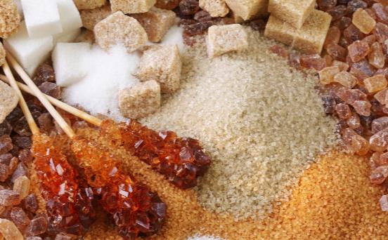 含糖饮料比含糖食物更有害!吃糖太多有啥坏处?