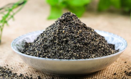 黑芝麻糊在美容方面不可或缺 自制黑芝麻糊-八凡集