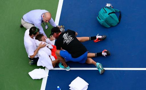 饱受曝晒高温中暑 中暑的症状及急救办法-八凡集