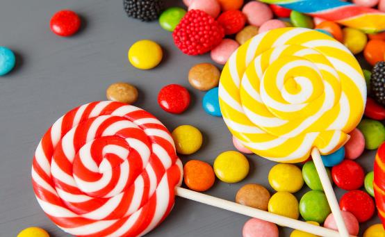 含糖饮料比含糖食物更有害!吃糖太多有啥坏处?