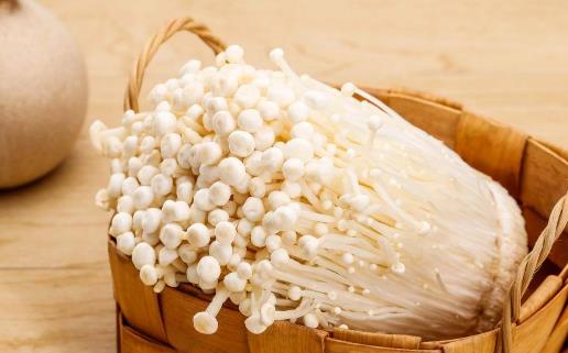 金针菇发黄了还能吃吗 金针菇怎么才算变质-八凡集