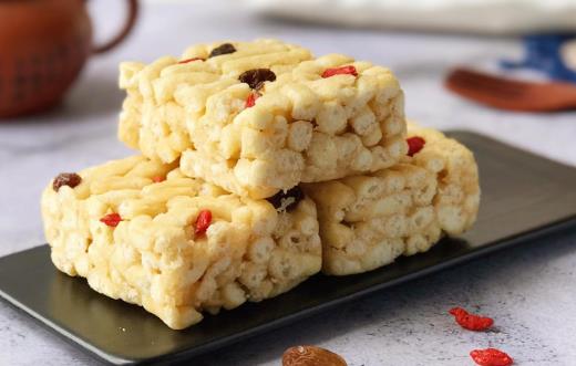 味美可口萨其马 萨其马名字的由来-八凡集