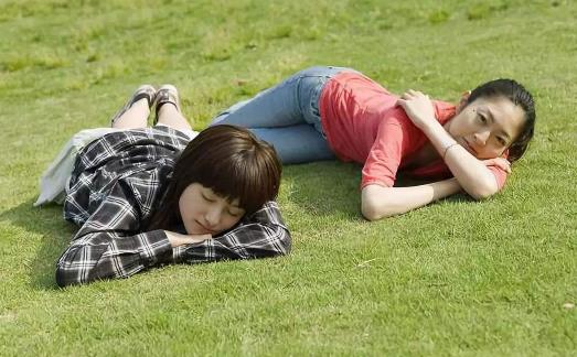 晒背去寒湿的最佳时间 晒背后的排病反应有哪些-八凡集