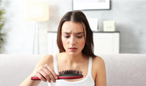 脱发或是疾病引起 防止脱发的最佳六大方法-八凡集