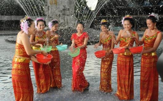 傣族的饮食文化特点 傣族喃咪种类-八凡集