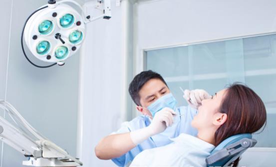 吃个不停,如何保护牙齿?