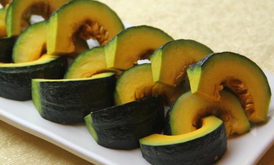 南瓜配一宝助长寿 南瓜千万不能与这六种食物搭配吃-八凡集