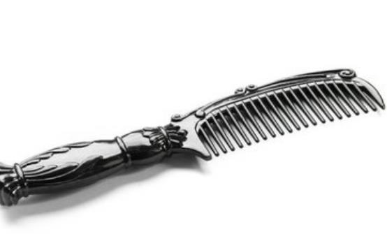 梳子的妙用 梳子梳不同的地方功效不同-八凡集