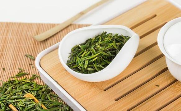 拆封后的绿茶叶怎么存放不会潮湿变质 保存绿茶的禁忌与注意事项-八凡集