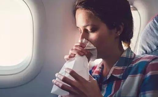 出现晕车呕吐现象 8种食物帮你摆脱晕车-八凡集