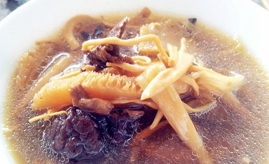 关照好自己的胃 为你推荐七款养生汤呵护你的肠胃-八凡集