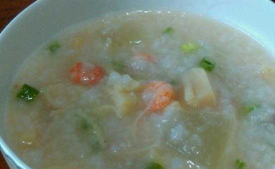 调整饮食结构防治脂肪肝 九类膳食来调理-八凡集