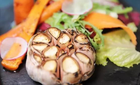 食用大蒜小小常识 大蒜搭配养生功效更佳