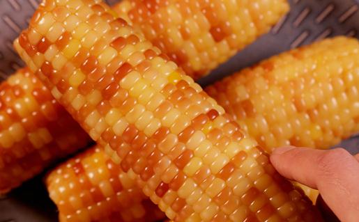玉米煮熟后发黑能吃吗 怎么判断玉米坏没坏-八凡集