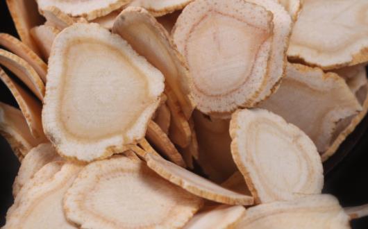 阳虚体质可以吃西洋参吗 阳虚泡酒用什么药材-八凡集