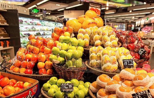 挑选进口水果 帮你解开水果贴纸号码的玄机-八凡集