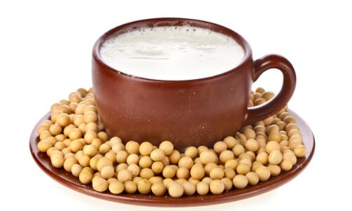 女人每天喝豆浆对身体的好处 有4类人不适宜喝豆浆