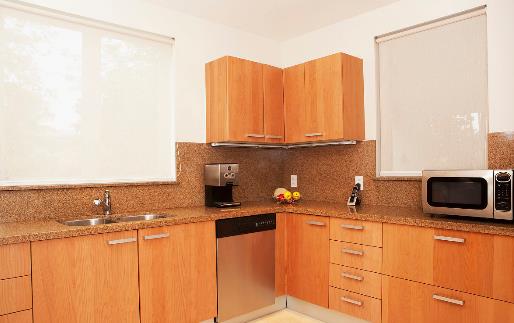 如何去除厨房油渍 如何改善厨房环境-八凡集